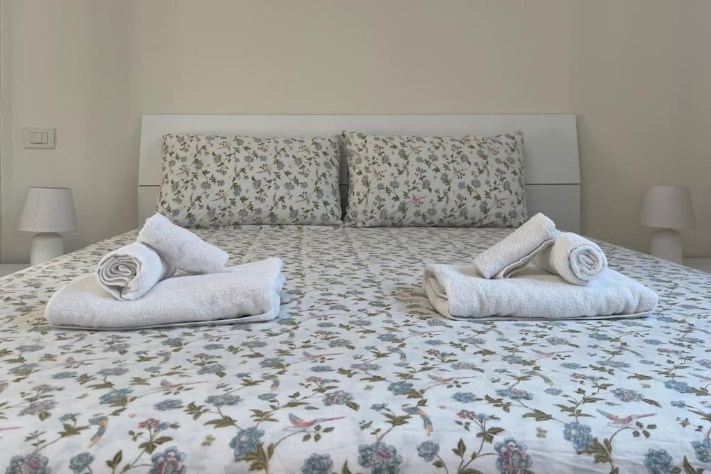 Bg Central President Suite Con Parcheggio - Vista Citta Alta Bergamo Ngoại thất bức ảnh